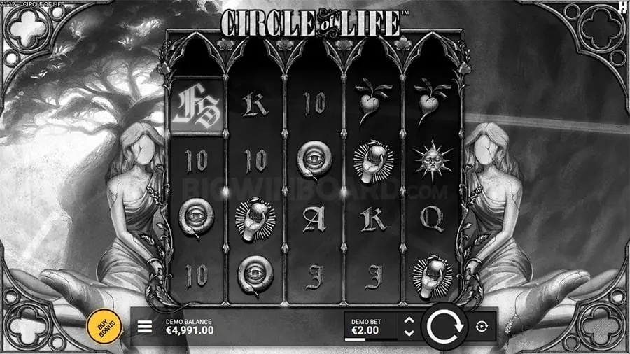slotvip daily bonus graphic with calendar and cash